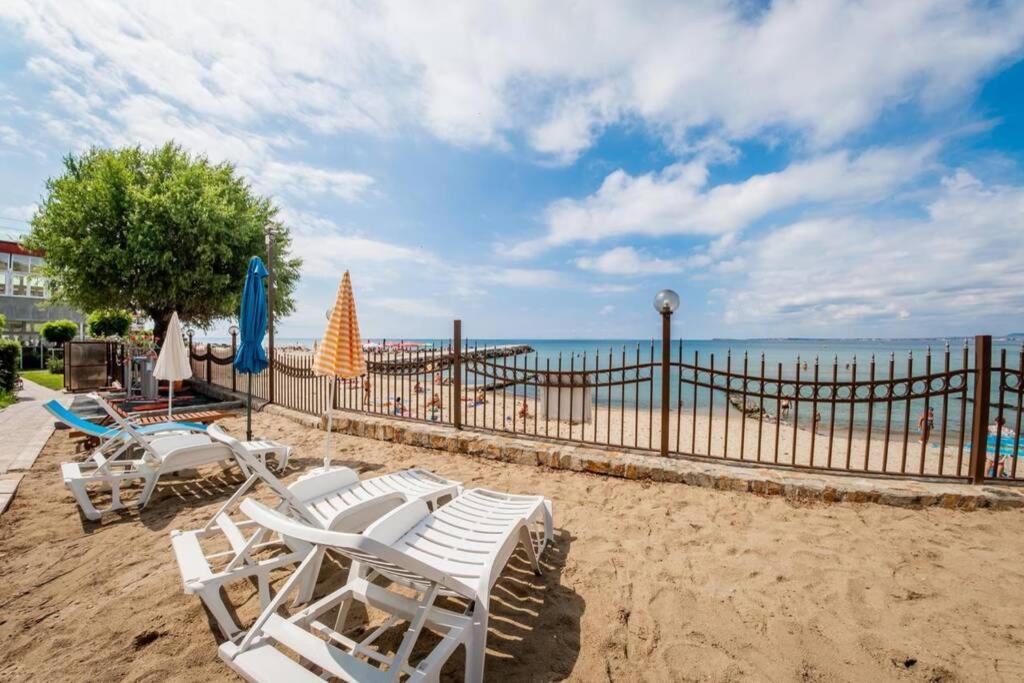 Messambria Fort Beach - Premium Apartments Elenite Exteriör bild